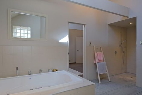 Photo of property in 7/2 Manor Place, Dunedin Central, Dunedin, 9016