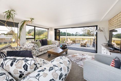 Photo of property in 38 Russell Street, Foxton, 4814