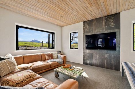 Photo of property in 9 Balneaves Lane, Albert Town, Wanaka, 9382