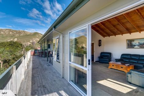 Photo of property in 1969 Long Range Road, Blackhead, Waipukurau, 4284