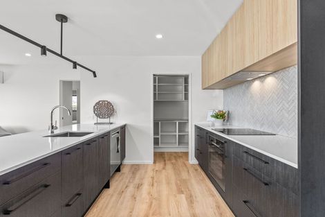 Photo of property in 16 Eccles Place, Halswell, Christchurch, 8025