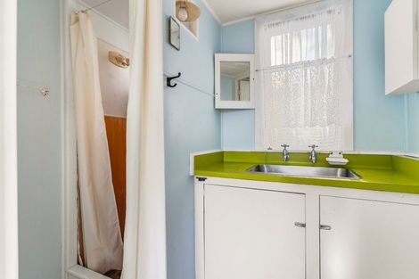 Photo of property in 109 Mary Road, Whangamata, 3620