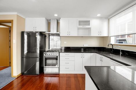 Photo of property in 303a Devon Street West, New Plymouth, 4310