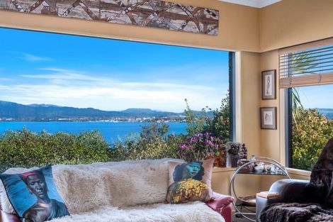 Photo of property in 180 Kawaha Point Road, Kawaha Point, Rotorua, 3010