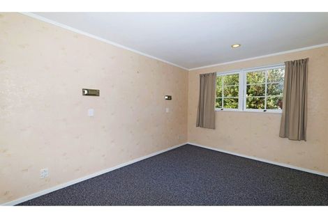 Photo of property in 19 Cyclarama Crescent, Massey, Auckland, 0614