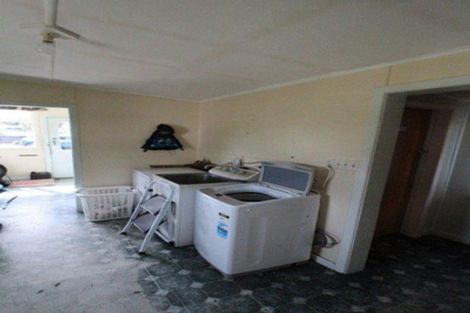 Photo of property in 2 Laura Street, Lumsden, 9730