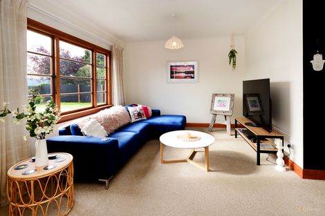 Photo of property in 17 Thackeray Street, Saint Andrews, 7988