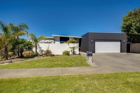 Photo of property in 21 Tasman Drive, Poraiti, Napier, 4112
