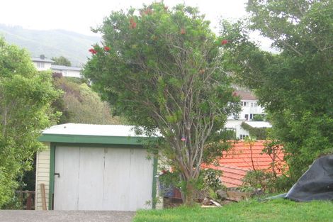 Photo of property in 6 Kereru Bend, Tawa, Wellington, 5028