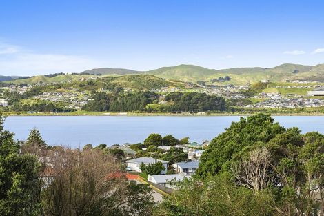 Photo of property in 9 Roiri Way, Titahi Bay, Porirua, 5022