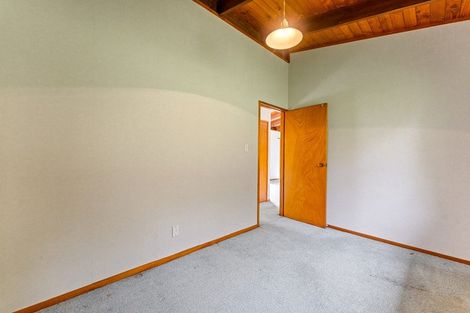 Photo of property in 10 Poplar Road, Stanmore Bay, Whangaparaoa, 0932