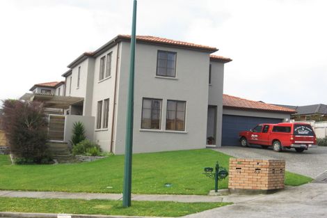 Photo of property in 71a Mount Lebanon Crescent, The Gardens, Auckland, 2105