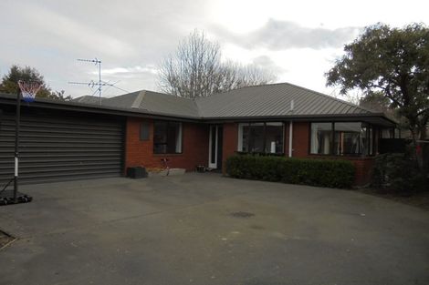 Photo of property in 2/39 Jennifer Street, Bryndwr, Christchurch, 8053