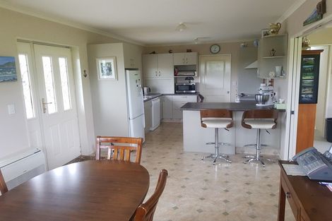Photo of property in 14 Hall Road, Lovells Flat, Milton, 9292