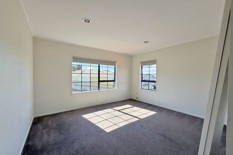 Photo of property in 25 Jay Court, Botany Downs, Auckland, 2010