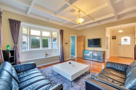 Photo of property in 48 Lynwood Road, New Lynn, Auckland, 0600