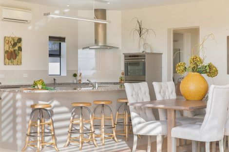 Photo of property in 16 La Colina Place, Bethlehem, Tauranga, 3110