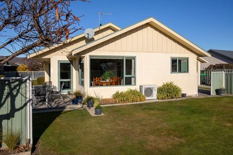 Photo of property in 4 Spruce Close, Alexandra, 9320