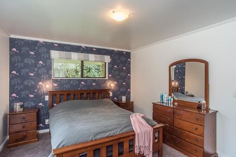 Photo of property in 21 Huia Street, Waikanae, 5036