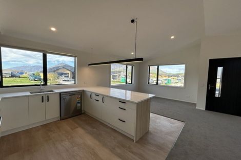 Photo of property in 47 Forage Road, Jacks Point, 9371