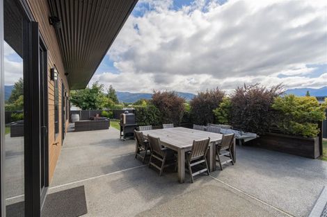 Photo of property in 21 Pop Andrew Drive, Te Anau, 9600