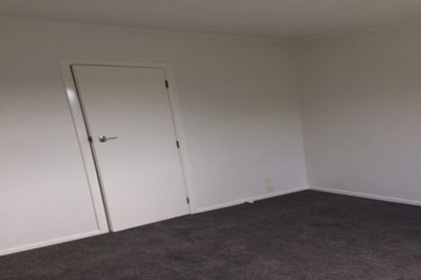 Photo of property in 68 Gladstone Road, Northcote, Auckland, 0627