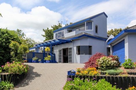 Photo of property in 40b Karina Road, Merrilands, New Plymouth, 4312