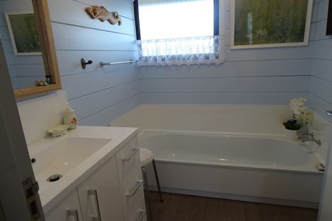 Photo of property in 5 Menzies Place, Paeroa, 3600