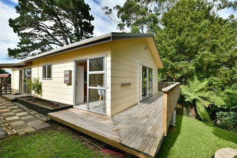 Photo of property in 1/25 Edgware Road, West Harbour, Auckland, 0618