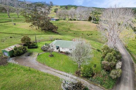 Photo of property in 2192 Omana Road, Pukehuia, Tangiteroria, 0381