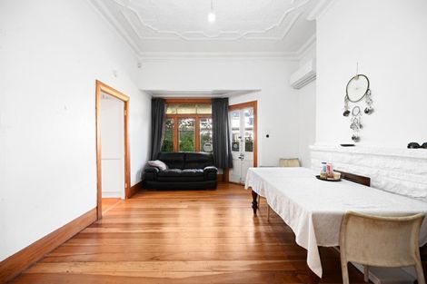 Photo of property in 15 Wellington Street, Hamilton East, Hamilton, 3216