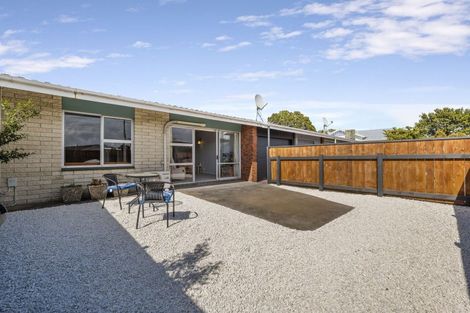 Photo of property in 9 Barrett Street, Westown, New Plymouth, 4310