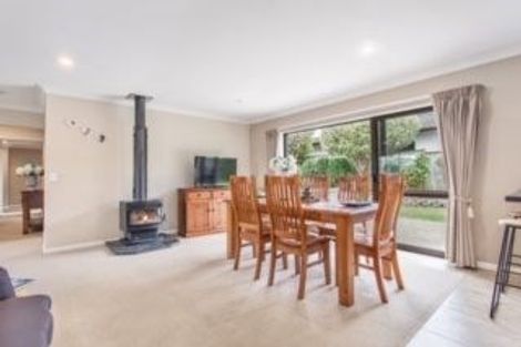 Photo of property in 3 Gordal Place, Flat Bush, Auckland, 2016