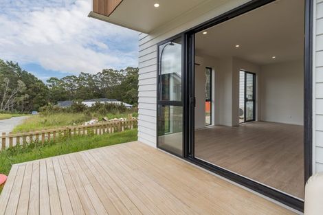 Photo of property in 11b Endurance Rise, Orewa, 0931