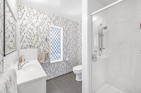 Photo of property in 30 Oakden Drive, Darfield, 7510