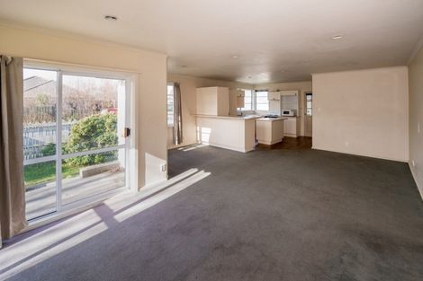 Photo of property in 55 Kirkwood Avenue, Upper Riccarton, Christchurch, 8041