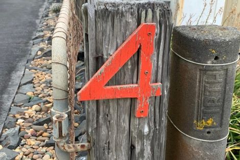 Photo of property in 4 Point Road, Mokau, 4376