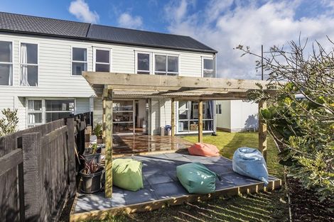 Photo of property in 2/163 Rongotai Road, Rongotai, Wellington, 6022