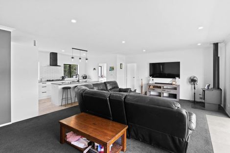 Photo of property in 9 Murphys Line, South Featherston, Featherston, 5771