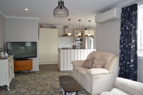 Photo of property in 17 Williams Street, Kaiapoi, 7630