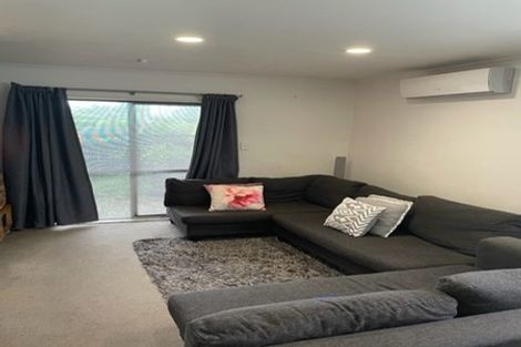 Photo of property in 1/4 Keeling Road, Henderson, Auckland, 0612