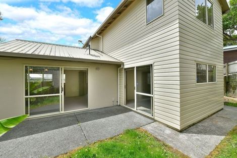 Photo of property in 2/372 Whangaparaoa Road, Stanmore Bay, Whangaparaoa, 0932