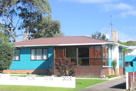 Photo of property in 12 Garelja Road, Henderson, Auckland, 0612