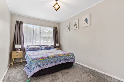 Photo of property in 71 Barrys Road, Glendene, Auckland, 0602