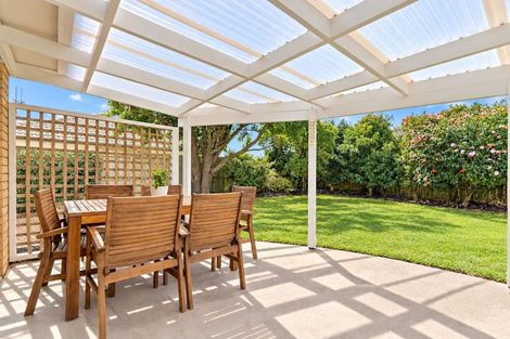 Photo of property in 8 Evergreen Glade, Papamoa Beach, Papamoa, 3118