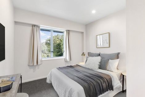 Photo of property in 2/93a Kelburn Parade, Kelburn, Wellington, 6012