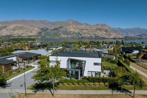 Photo of property in 47 Forest Heights, Wanaka, 9305