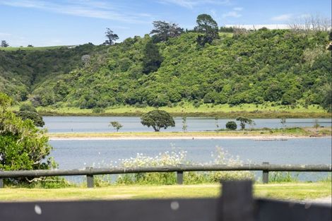 Photo of property in 721 Pukehina Parade, Pukehina, 3189