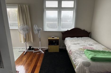 Photo of property in 27 Stanley Street, Levin, 5510