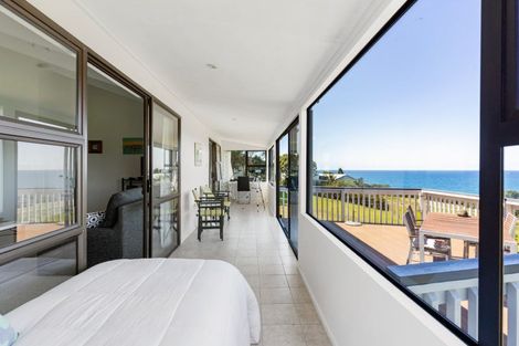 Photo of property in 445 Onemana Drive, Onemana, Whangamata, 3691